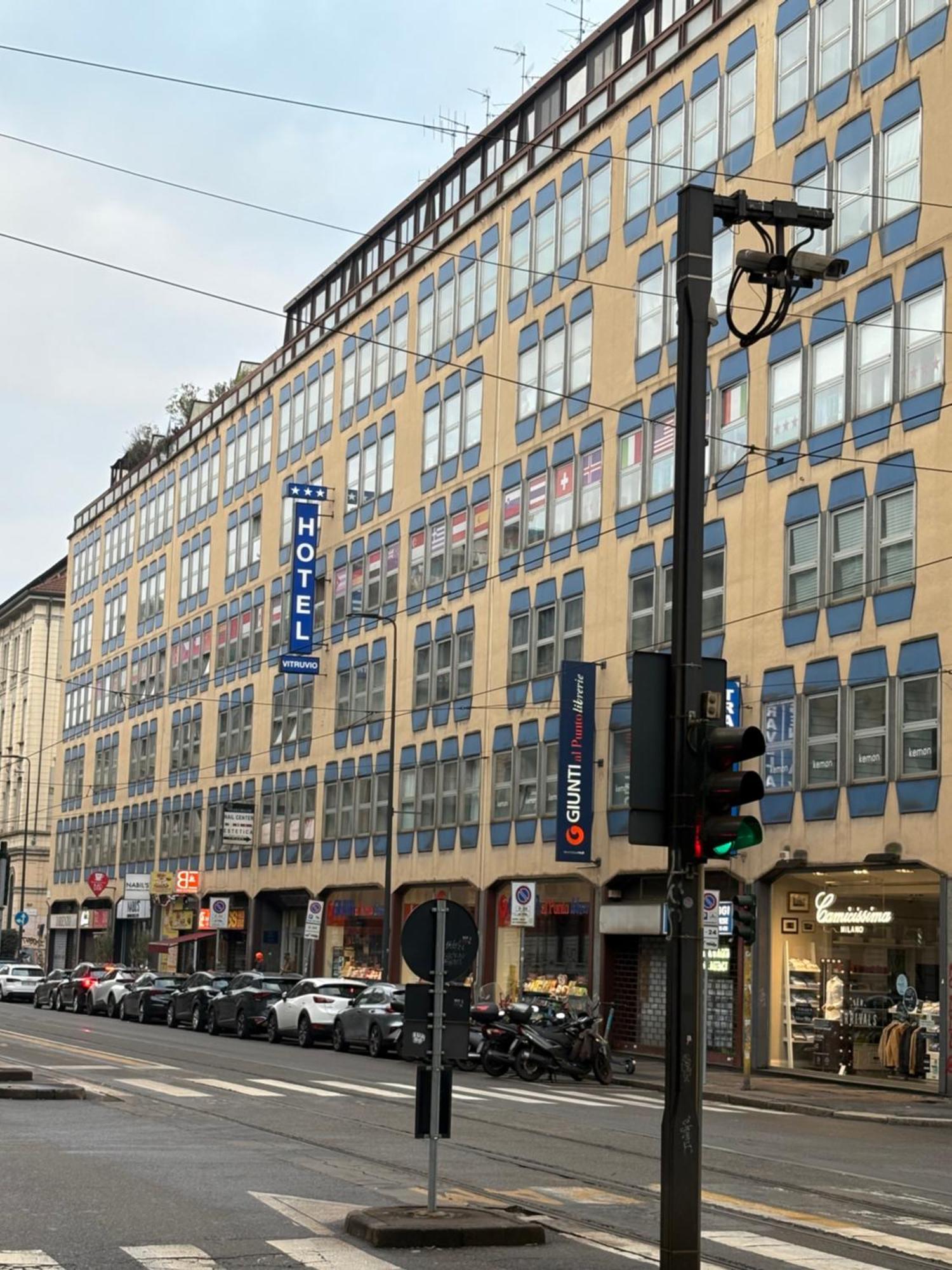 Votre Maison A Milan Bagian luar foto